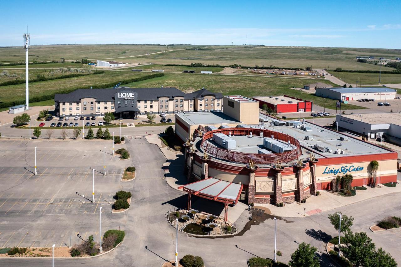 Home Inn & Suites - Swift Current Exterior photo